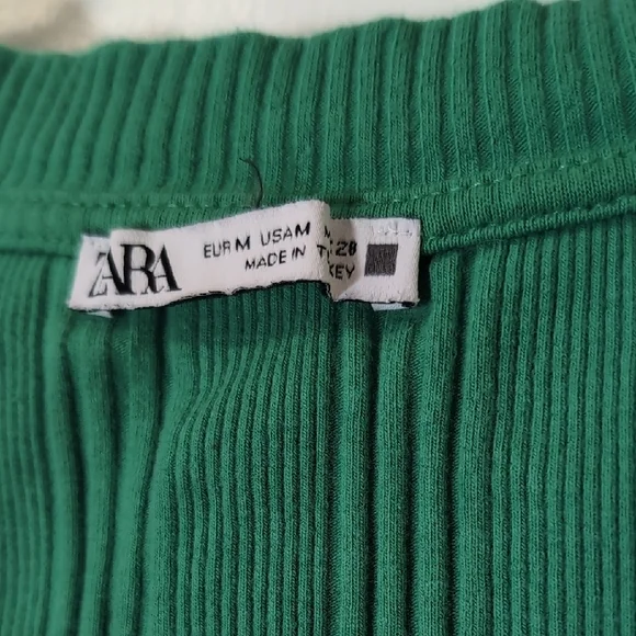 Zara Emerald Ribbed Tank Top - Picture 12 of 13